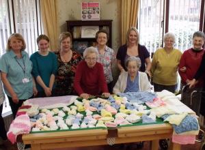 Knit and Natter
