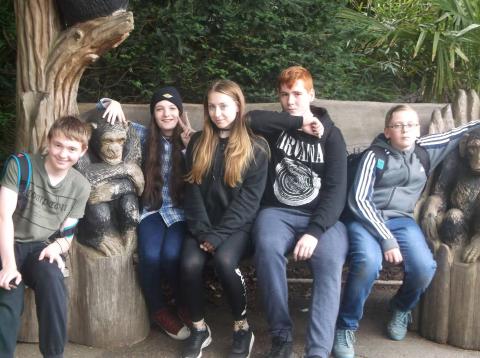 Helping hands at the zoo